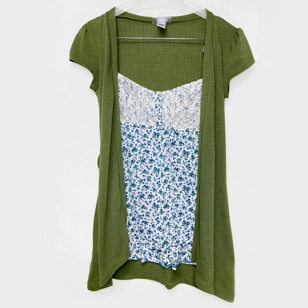 Floral Lace Blouse with Sewn Short-Sleeve Cardigan